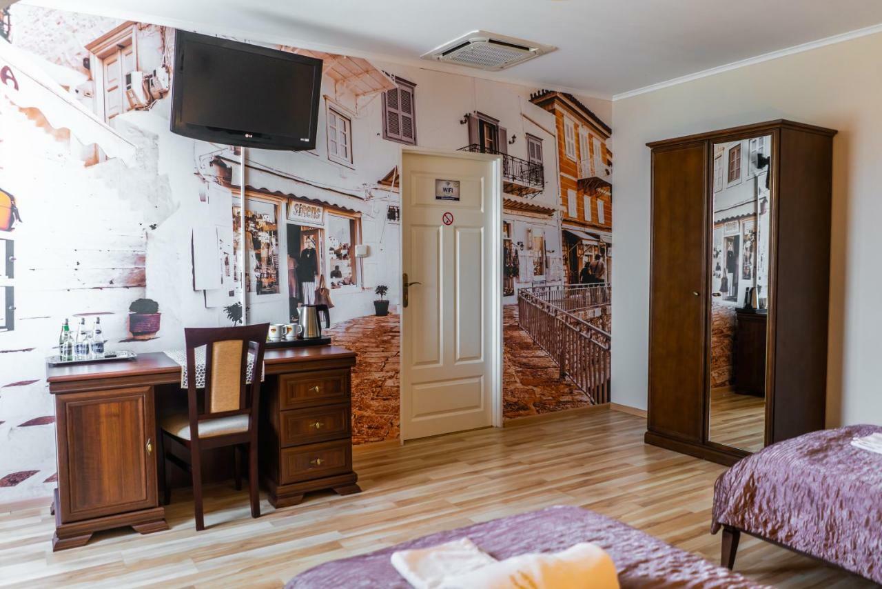 Dworek Helena Biała Podlaska Dış mekan fotoğraf